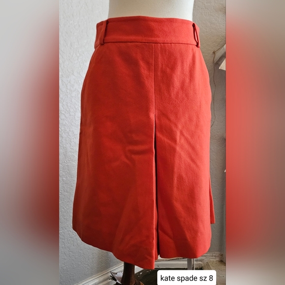 Kate Spade Dark Orange Knee Length Pleated Skirt Size 8 100% Wool - Picture 2 of 8